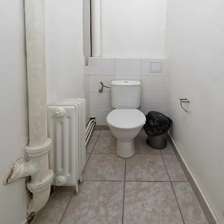 Peter'S Tower Apartments Prague Exterior photo