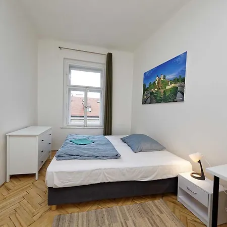 Peter'S Tower Apartments Prague Exterior photo