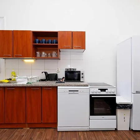 Peter'S Tower Apartments Prague Exterior photo
