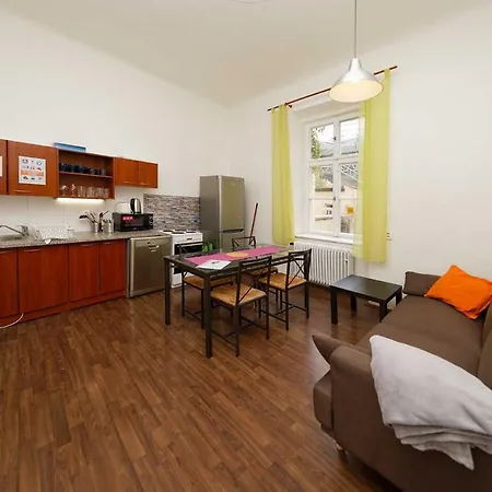 Peter'S Tower Apartments Prague Exterior photo